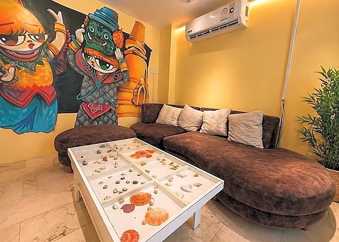 Sukhum Khaosan Au Bon Hostel