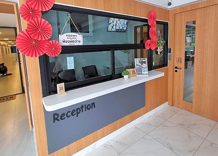 Ratchadadome Hostel Bangkok