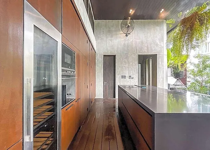 Breathtaking Oasis Pool Villa W/Jacuzzi In Ekkamai