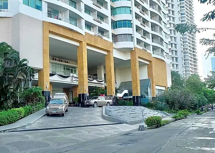 Spacious 2Bd |Free Wifi, 1Min Bts, Mall, Jodd Fair
