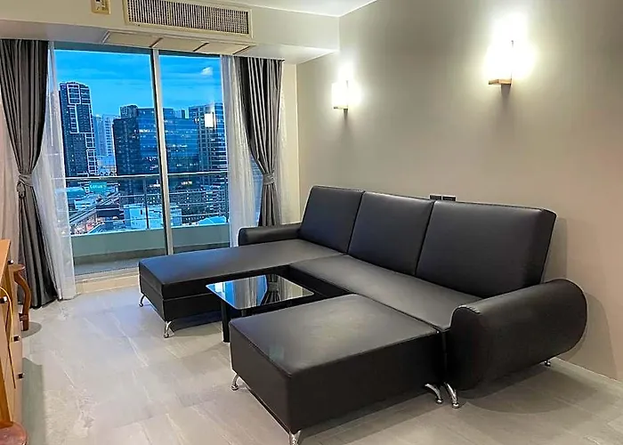 Spacious 2Bd |Free Wifi, 1Min Bts, Mall, Jodd Fair