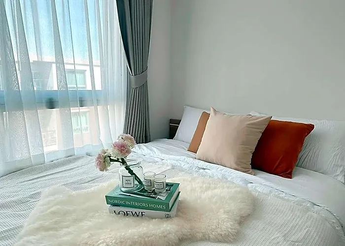 Cozy 2Br Near Mrt Bangkhae