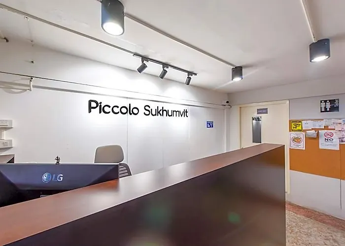 Piccolo Sukhumvit Hostel - Self Check-In After 6 Pm