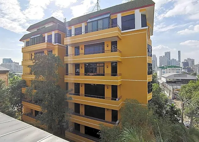 Nt Place Sukhumvit Suites