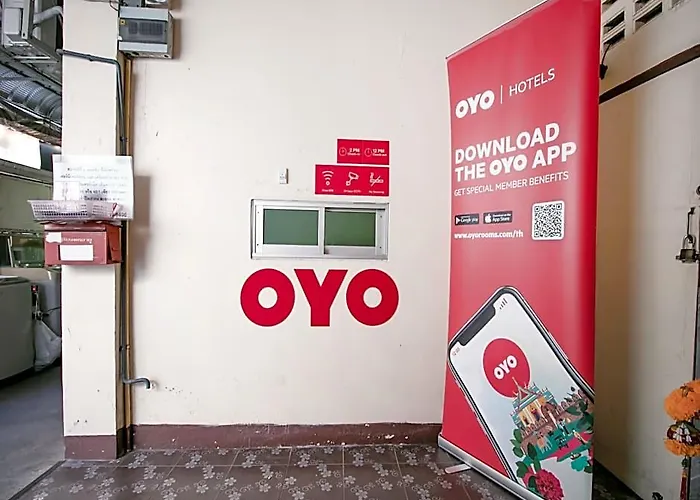 Oyo 525 Mrt Phetkasem 48/1 Place