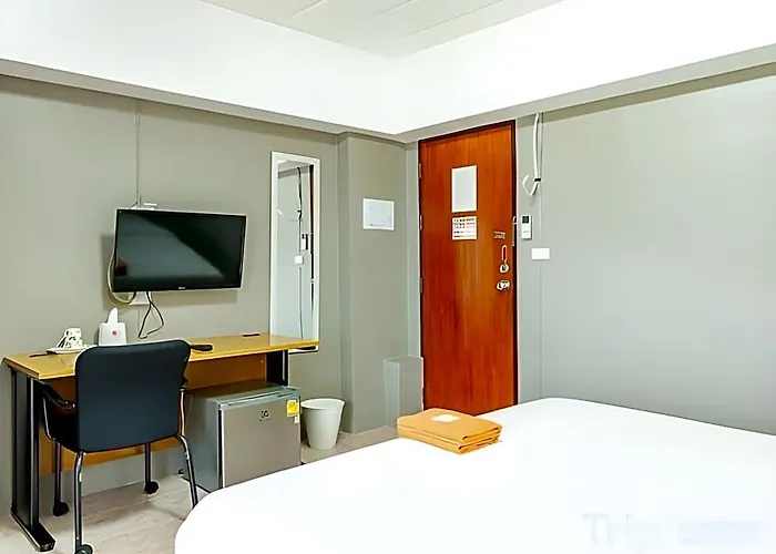 Alanda Hotel & Apartment Pinklao Bangkok