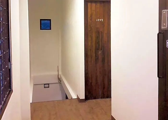 Feel Good Bangkok Hostel