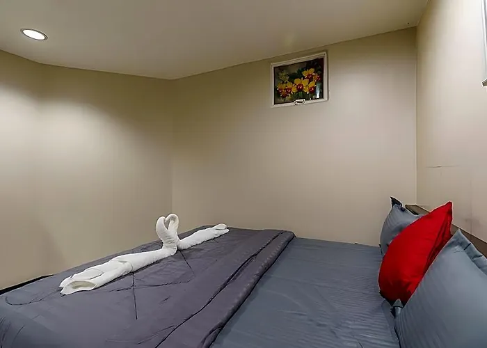 Sukhumvit Beds