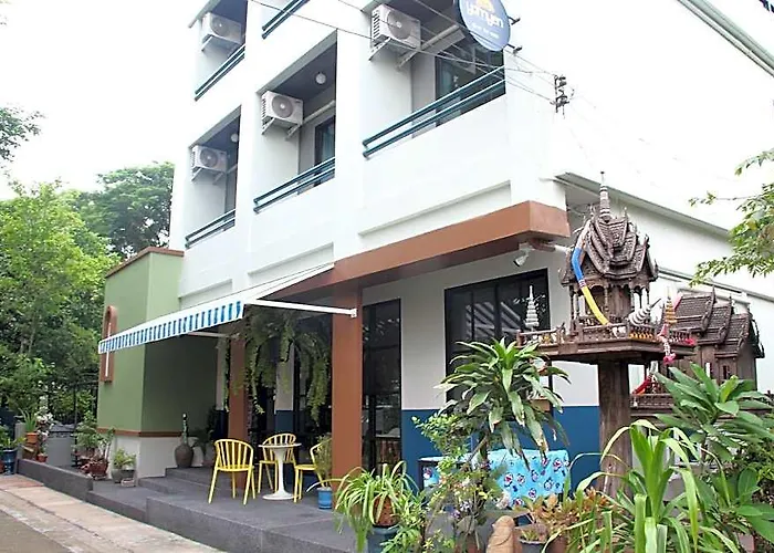 Yamyen Hostel