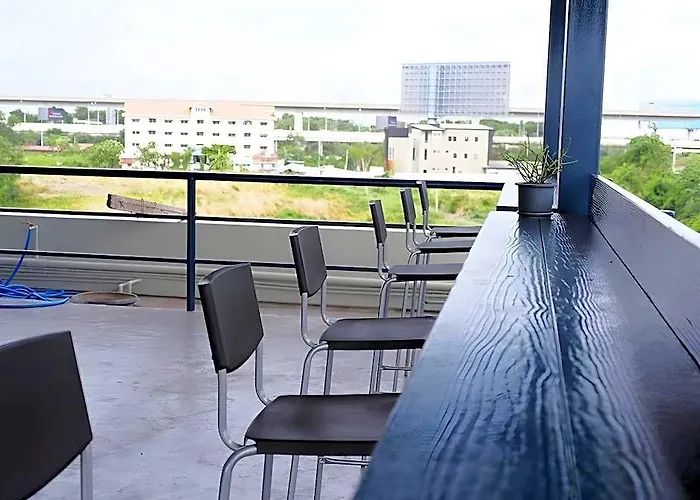 Yamyen Hostel