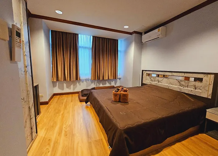 Private Rooms In Phatumwan Chula Near Samyan, Chinatown, Jay-O Siam Center, Central World Middle Of Bangkok