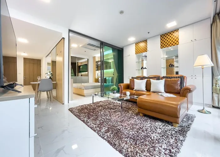 Bts Thong Lol Large 52 Sqm L Pool And Gym L Sontana