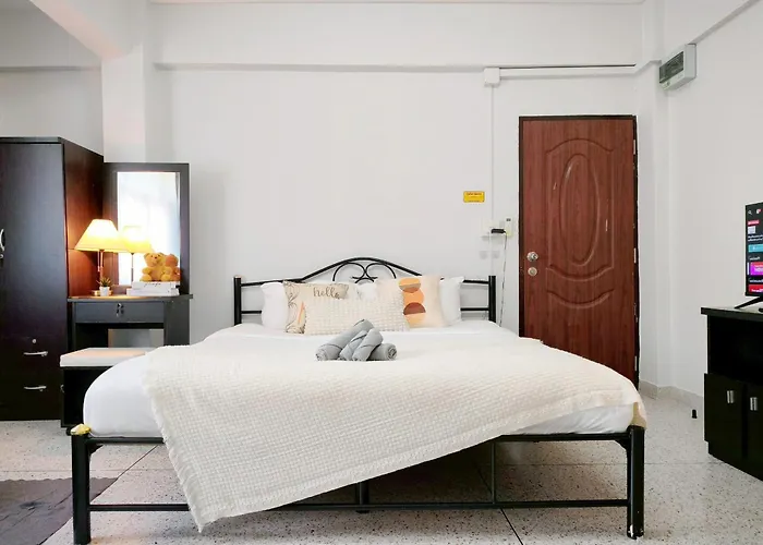 Xin Hotel At Udomsuk 29