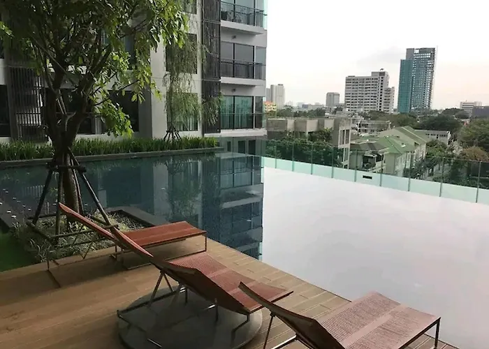 Luxury Condo In Khlong Toei City Views Skytrain Access