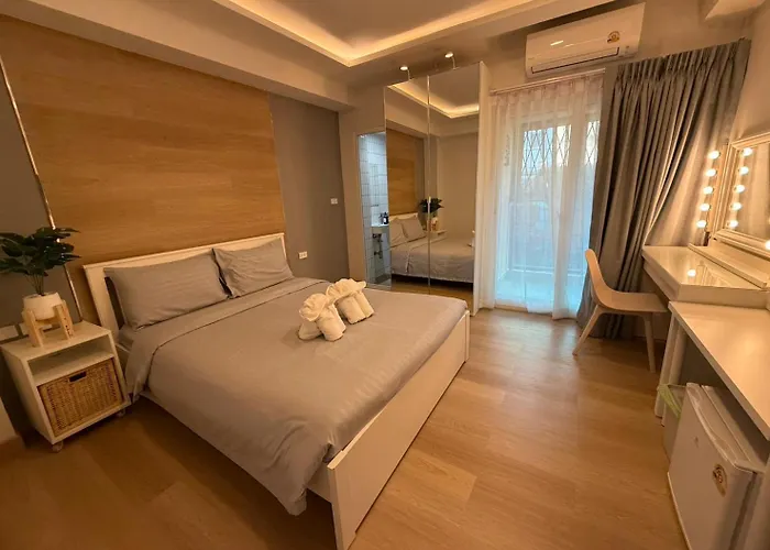 Hana Bangkok Huai Khwang