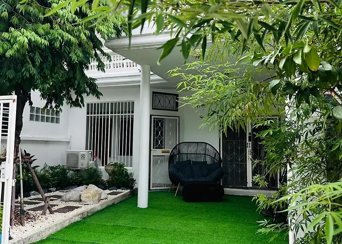 5Br House Near Bts & Dmk, Free Van, Pets Ok, 9