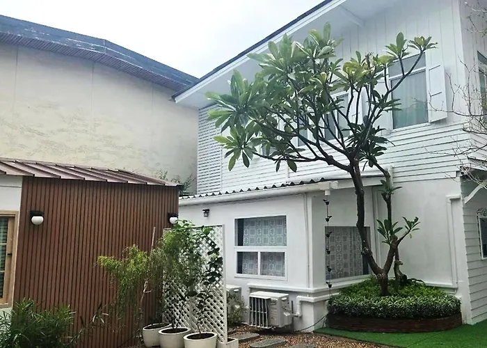 Sathorn Hideaway