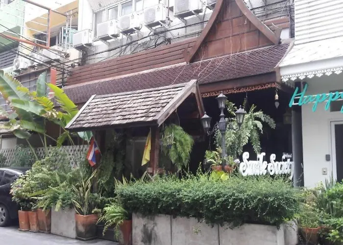 Smile Society Boutique Hostel