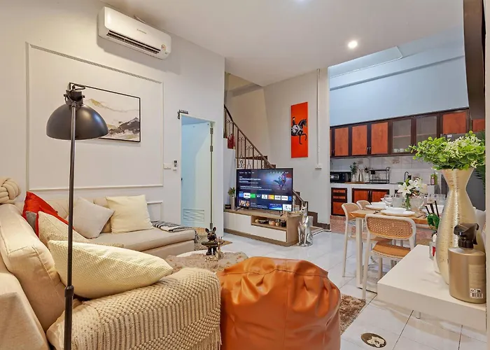 Cocos Townhouse Bts Onnut 350 Meters 3Br3Bth