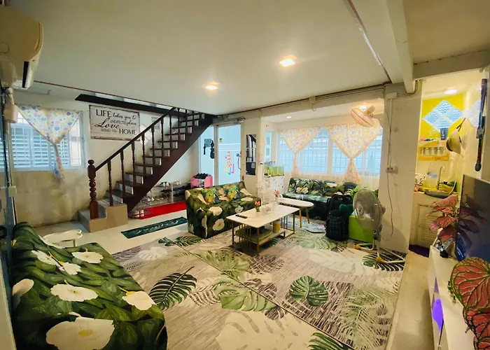 Ny Hostel Khaosan
