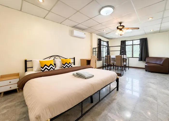 Spacious 3Br Townhouse W Rooftop Near Bts