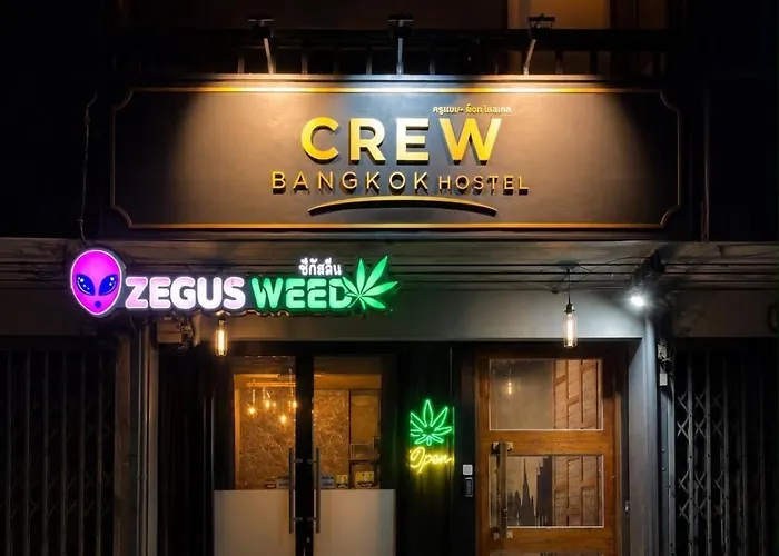 Crew Bangkok Hostel