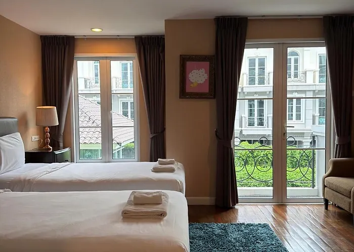 Entire 3Bedroom Townhome, Shared Swimming Pool In Sukhumvit, 2943