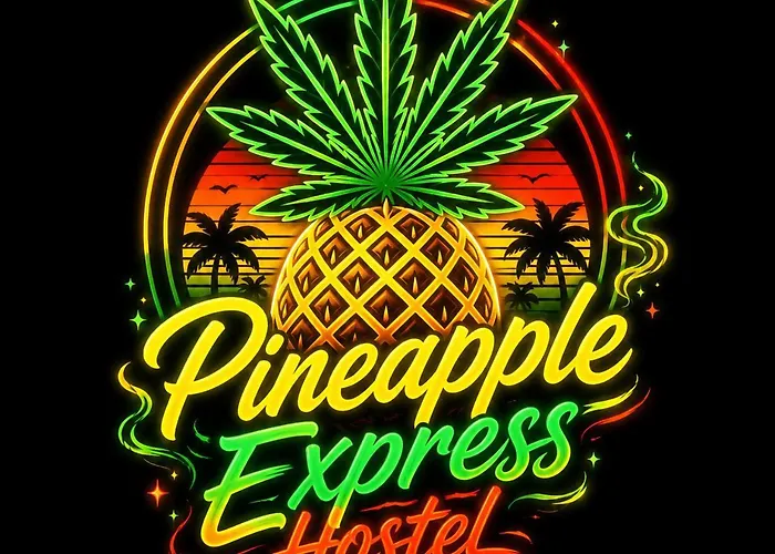 Pineapple Express Hostel At Bkk
