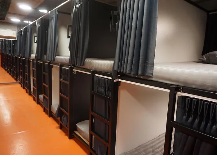 Silom Soi 3 Hash Dormitory Hostel