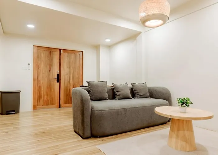 House Ekkamai 3Br For 10 Pax Near Ekkamai Bts And Donki Mall