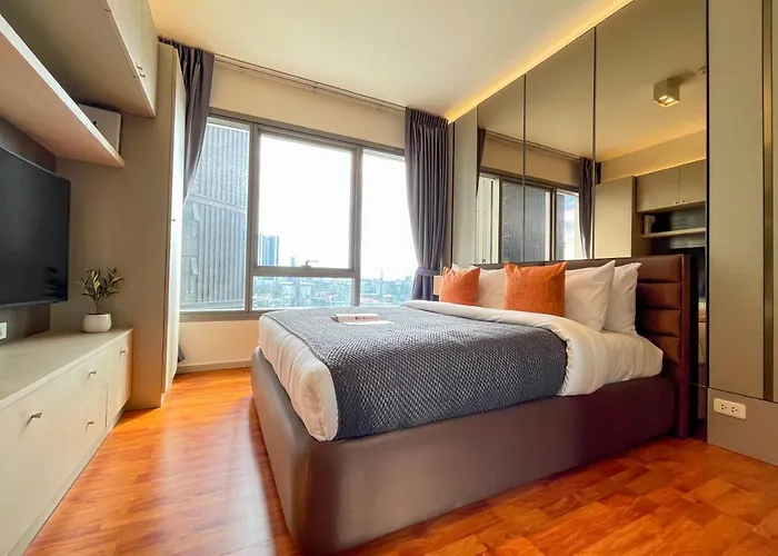 500M To Bts L Large 47 Sqm L Pool And Sauna