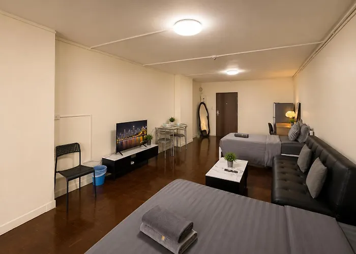 Huge New 3 Pax Room Walk To Bts Best Value