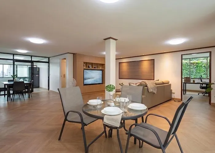 Luxury 3Br 230Sqm 5 Min To Bts Sukhumvit 26