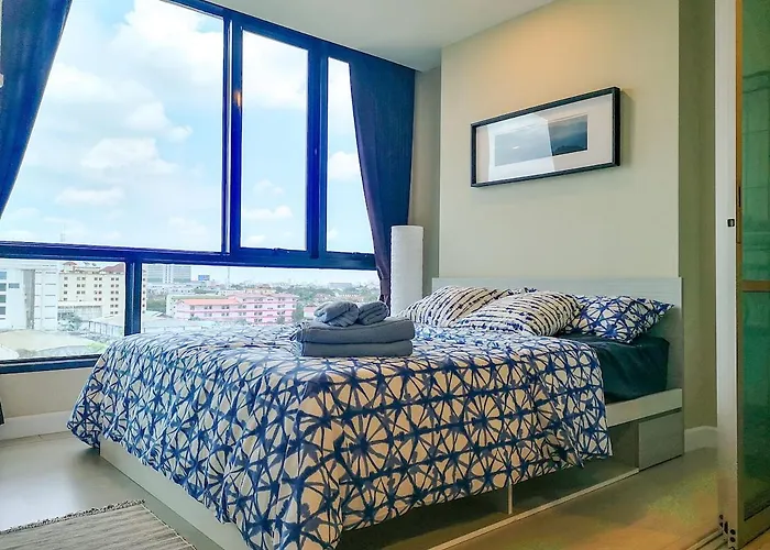 Cozy Condo Near Mrt Station And Malls