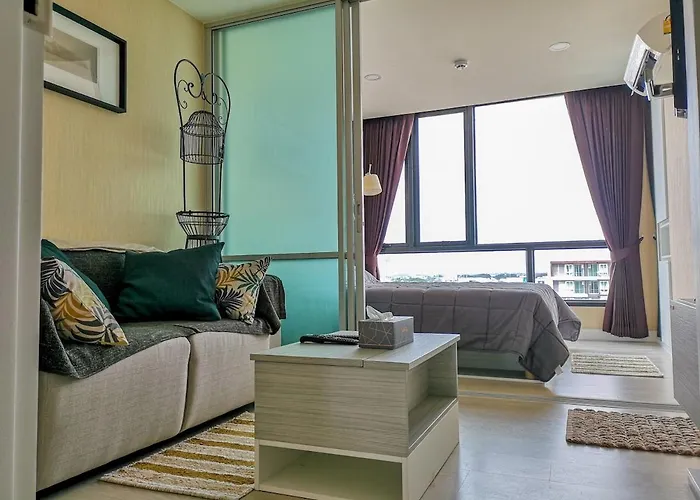 Condo W Pool And Gym Near Mrt Station And Malls