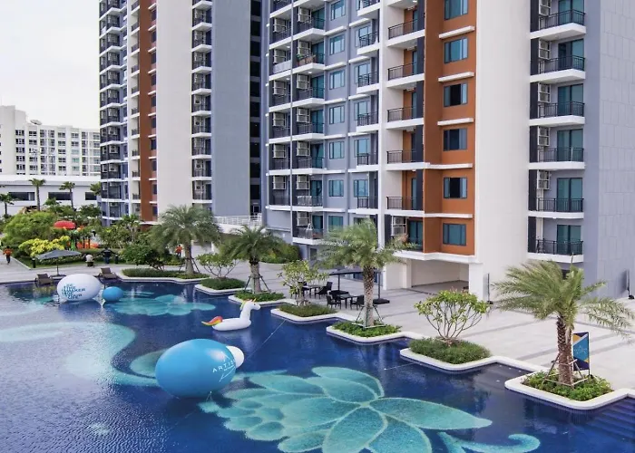 Luxury Pool Residence Ratchada Bangkok