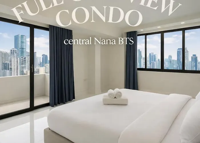 Omni Tower Condo With City Skyline Views In Bangkok Nana