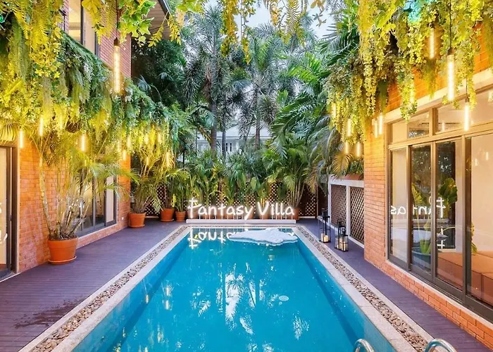Bangkok Fantasy Villa S1