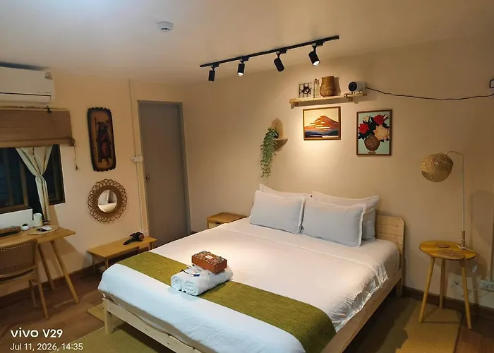 Tranquil Retreat In The Heart Of Bangkoks Chinatown