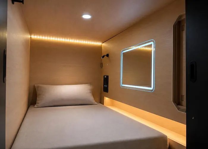 Ownly Capsule Hotel