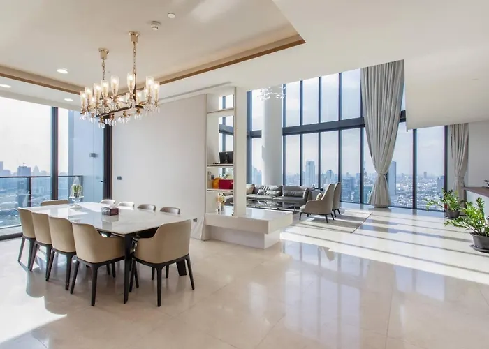 4Bd Ultimate Penthouse Riverfront