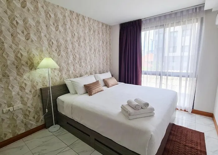 Cosy 1 Bedroom With Rooftop Pool 300 M To Bts Nana Sukhumvit