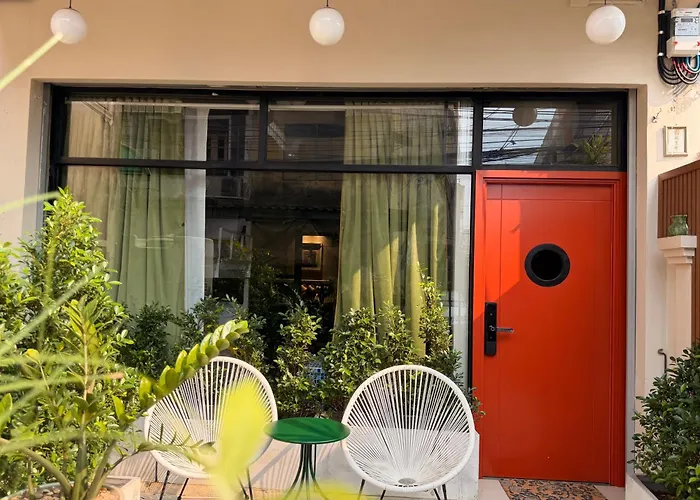 Anong Nook Iconsiam Riverside Area Easy Access To Bts Mrt