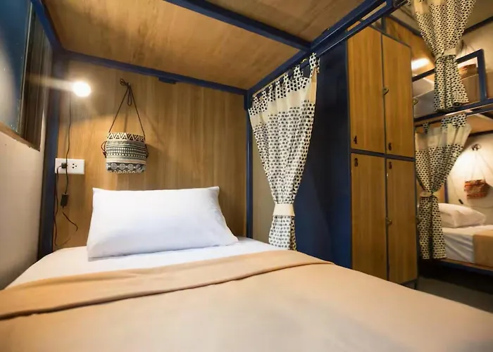 Arawana Hostel Silom