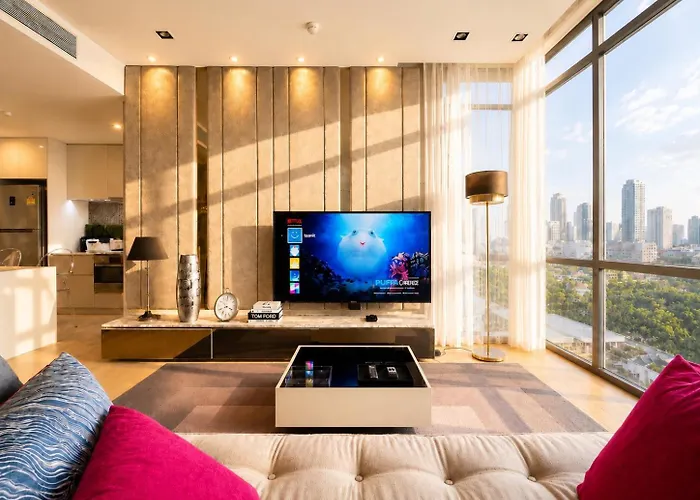 Luxurious In Prime Area Bangkok