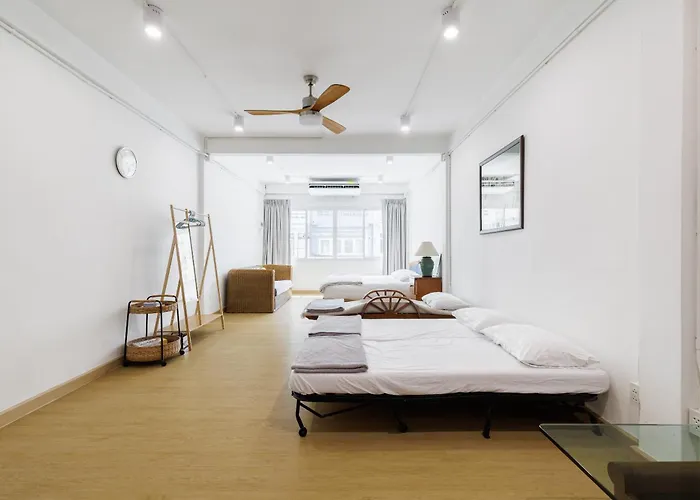 Nitichai Place, Private Sukhumvit Townhome 8Pax