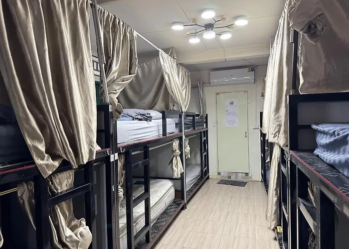 Atlas Hostel Khaosan