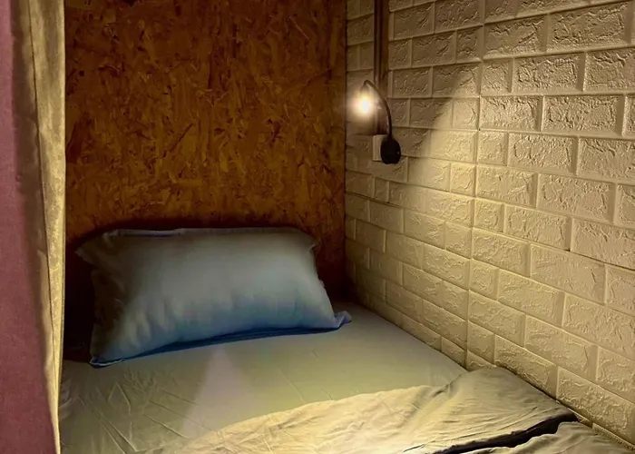 Cozy Bb Experience In Bangkok Noi With Modern Comforts