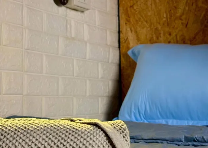 Cozy Stay In Bangkok With Local Vibes