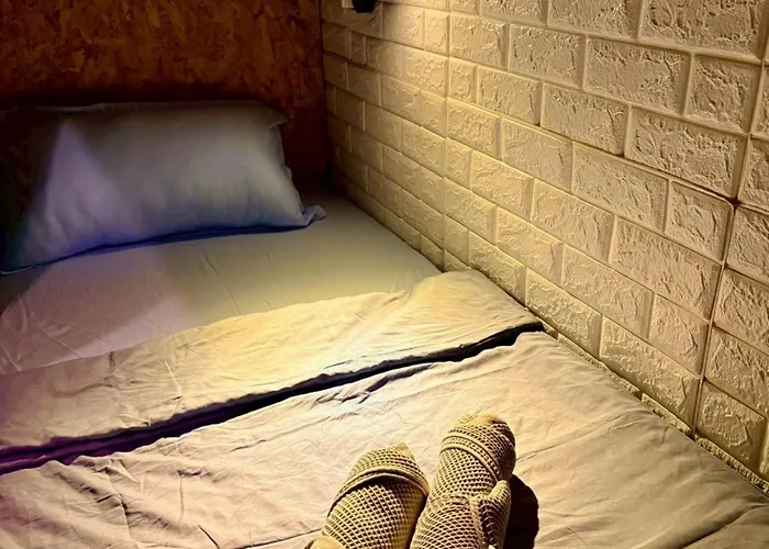Cozy Bb Stay In Bangkok Noi With Garden Views
